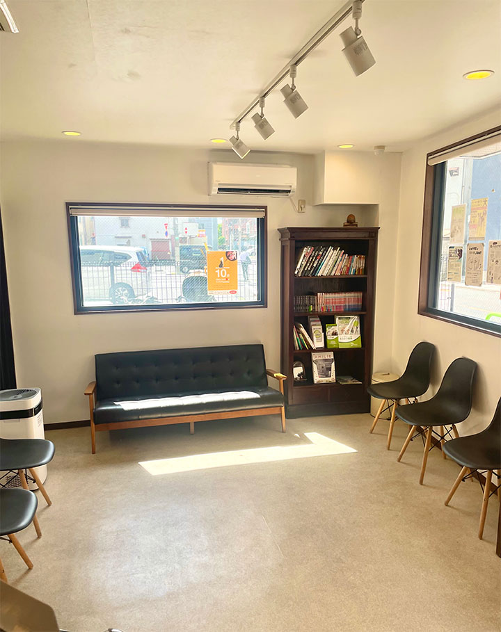 たかはし動物病院「待合室」の写真