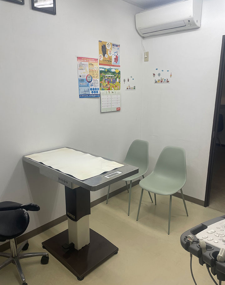 第一診察室（診察台）